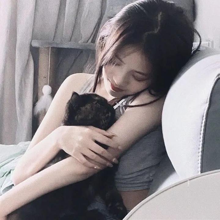 亨德逊夫人敬献