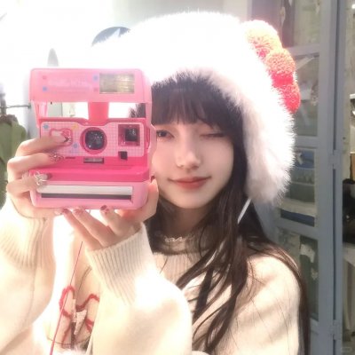 千钧。一发